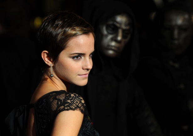 000T TRDV860282 1 Emma Watson: a“bruxinha” que virou it girl 