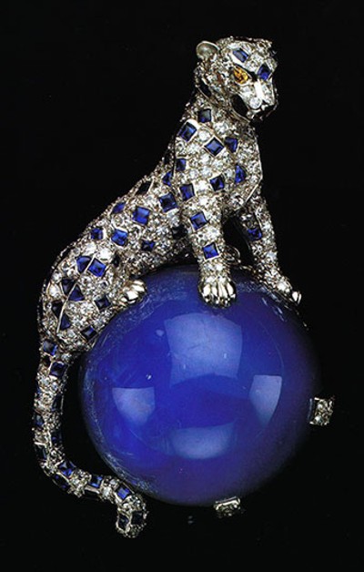duchess of windsor diamond and sapphire panther pin 1949 cartier Grrrrrraw! Os felinos da Cartier estão à solta...