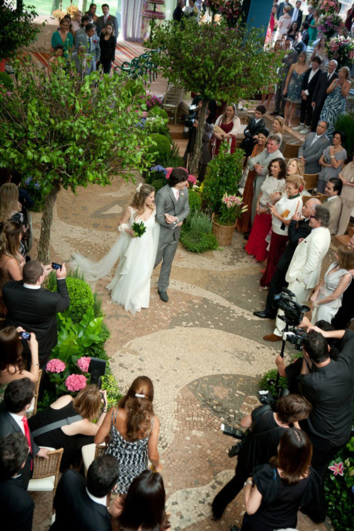 Casamento Paulo e Gabriela noivos Beto Tchernobilsky2 Sofisticado, elegante, muito bonito: um casamento à altura da Sampa tradicional