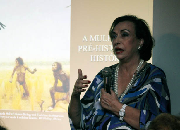 Conferência 5887 A evolução da espécie por Maria Beltrão