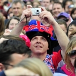 thumbs 000 dv943302 Casamento Real lembra final de Copa do Mundo